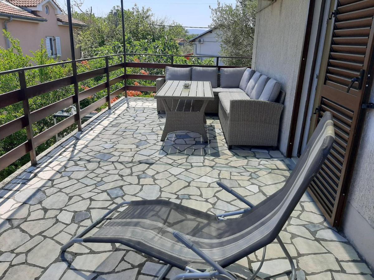 Apartman Doris Milohnici Zewnętrze zdjęcie