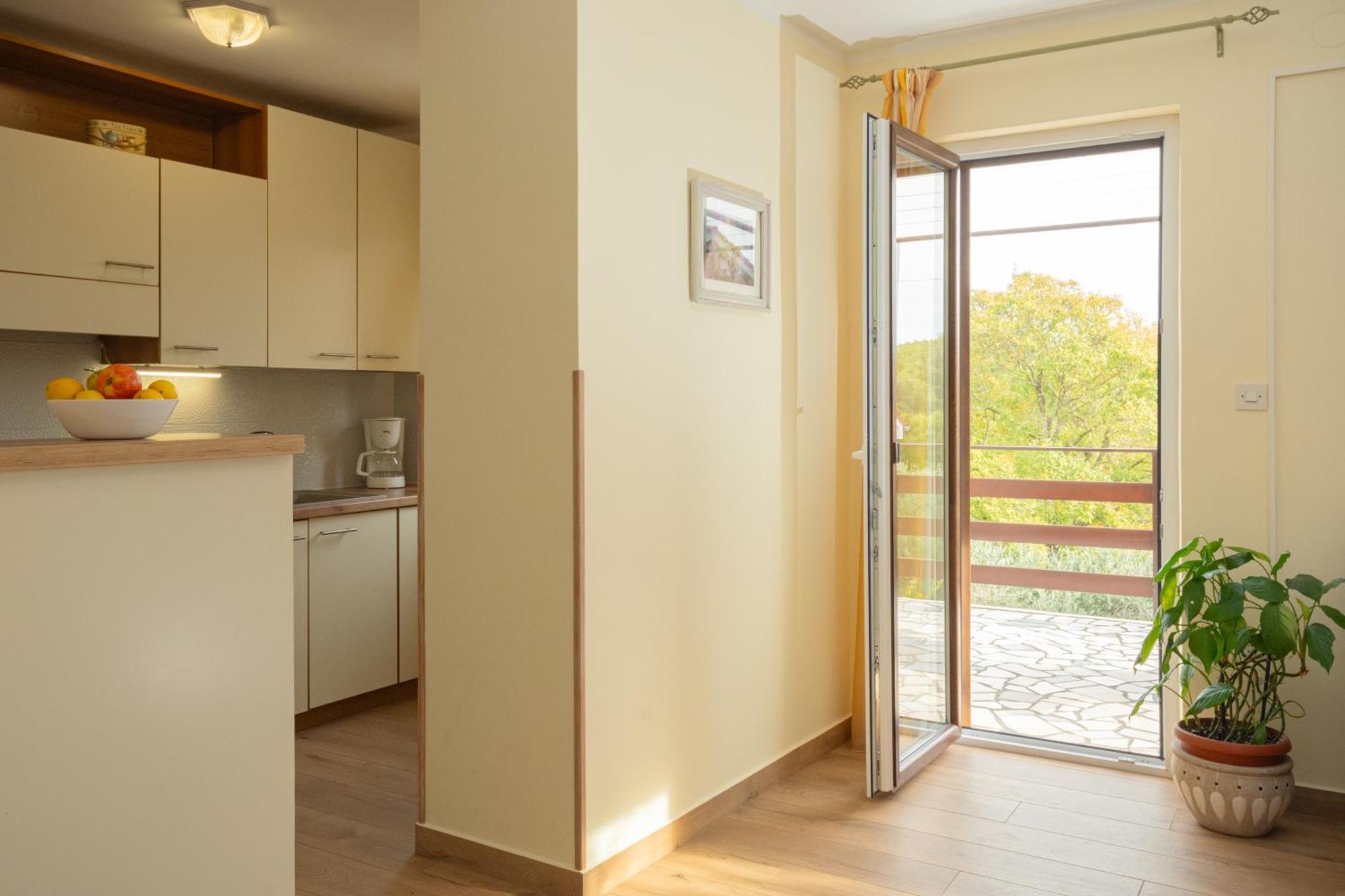 Apartman Doris Milohnici Zewnętrze zdjęcie