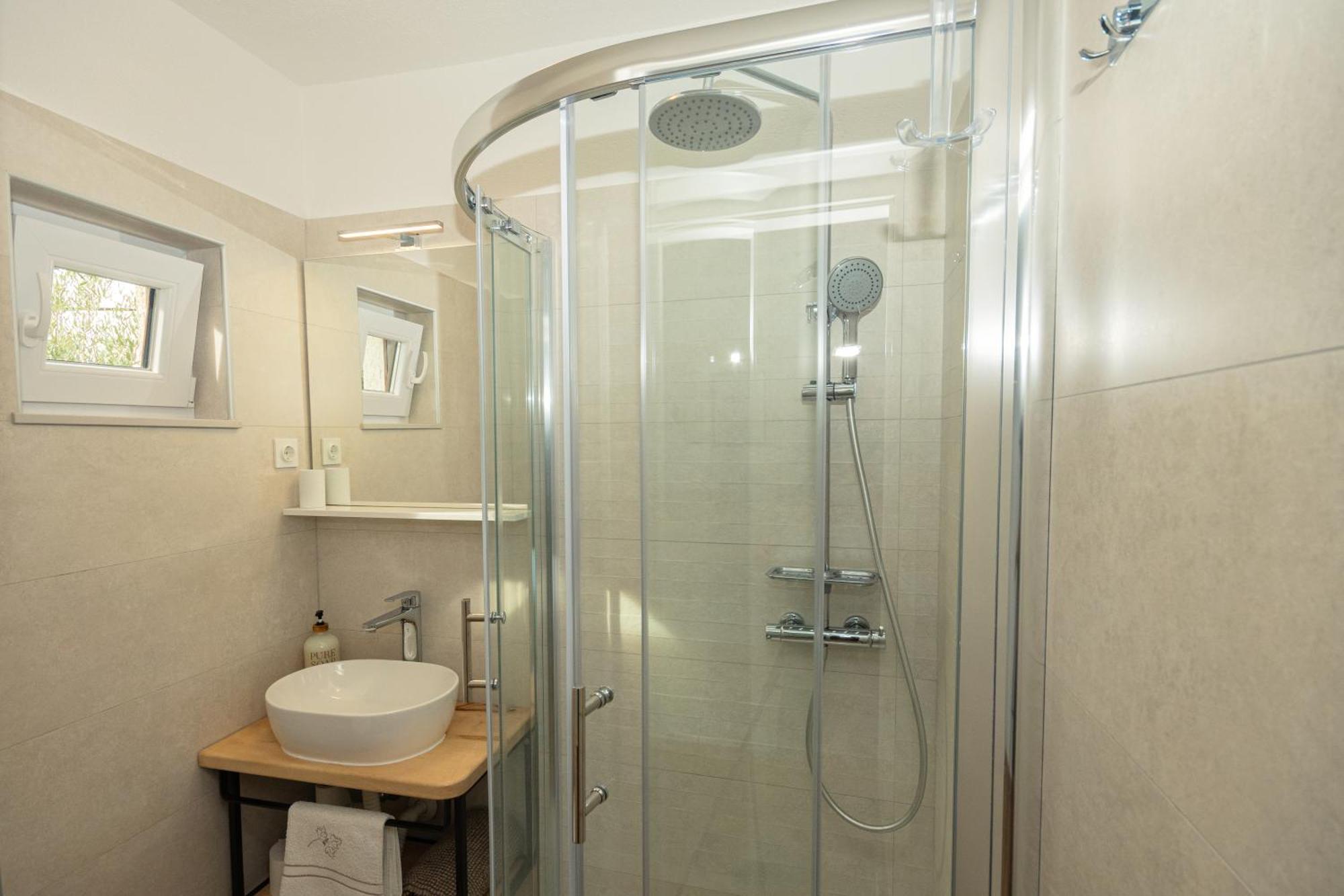 Apartman Doris Milohnici Zewnętrze zdjęcie